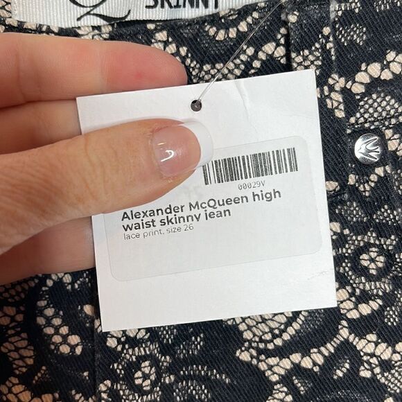 Alexander McQueen High Waisted Lace Skinny Jeans. Size 26. - Picture 10 of 11